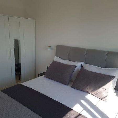 Appartments Akrapovic Vrsi Ruang foto