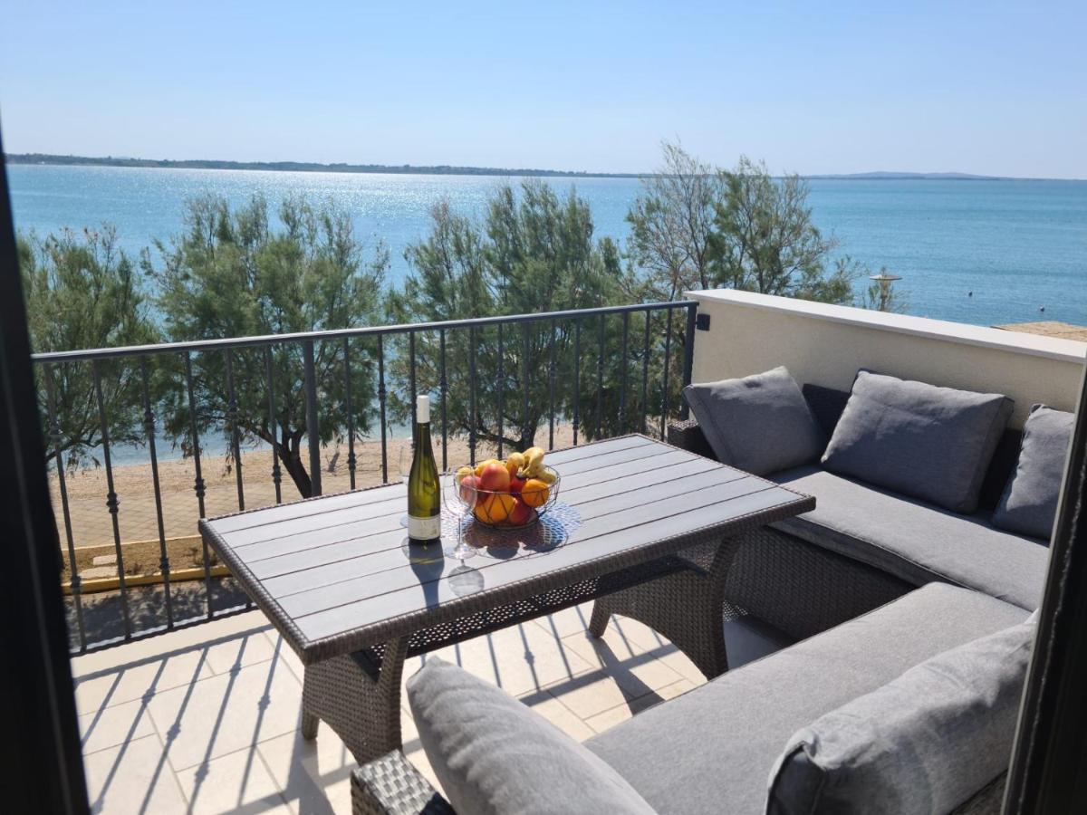 Appartments Akrapovic Vrsi Bagian luar foto